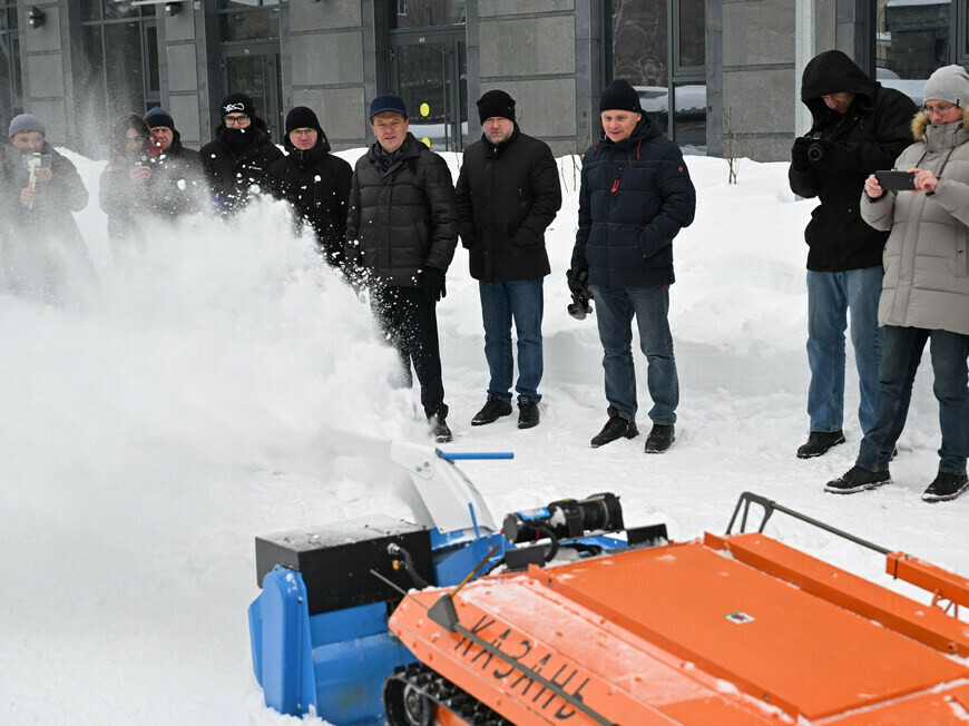 Дворы от снега начнут чистить наземные беспилотники