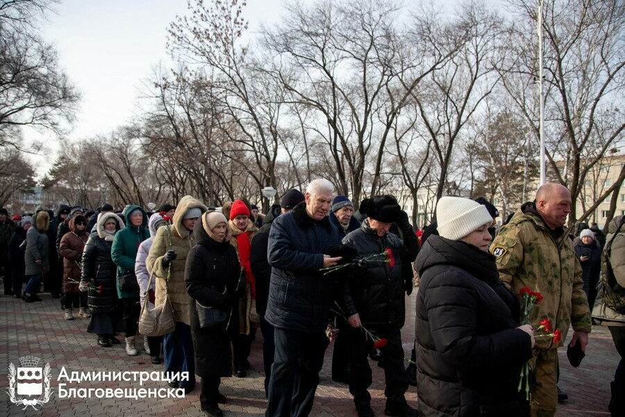В Благовещенске почтили память амурчан отдавших жизнь за Родину