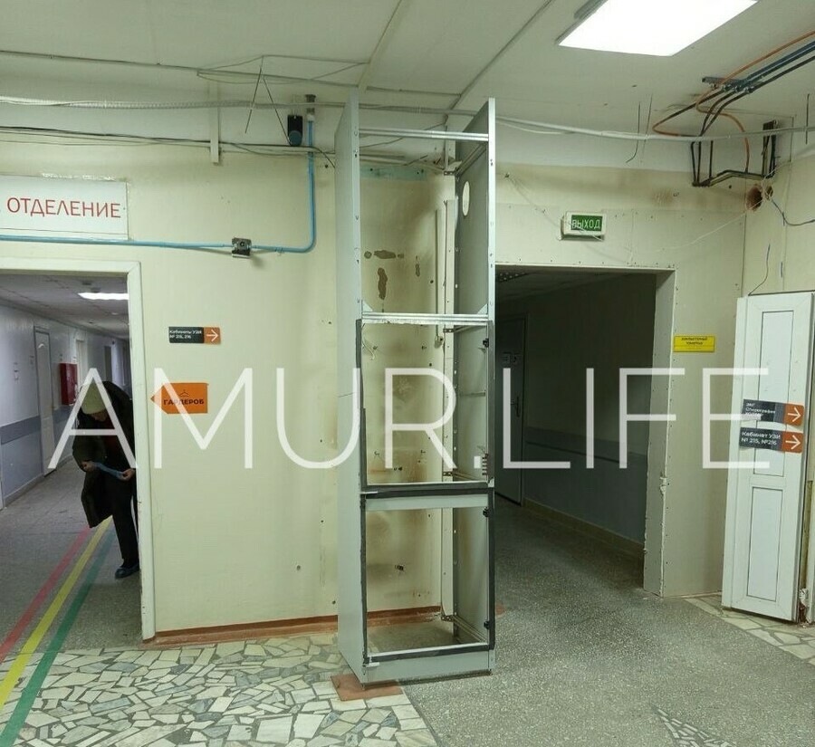 В Амурской областной больнице демонтировали пневмопочту которая заработала всего несколько месяцев назад