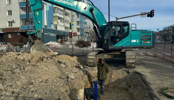 Почему на Горького снова вскрывают асфальт после масштабного ремонта власти отреагировали на жалобы горожан по поводу перекопов в центре города