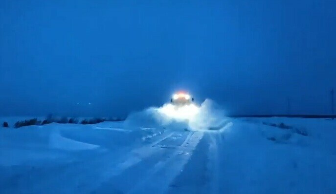 Минтранс региона назвал сложной дорожную обстановку из-за снегопада (видео) 