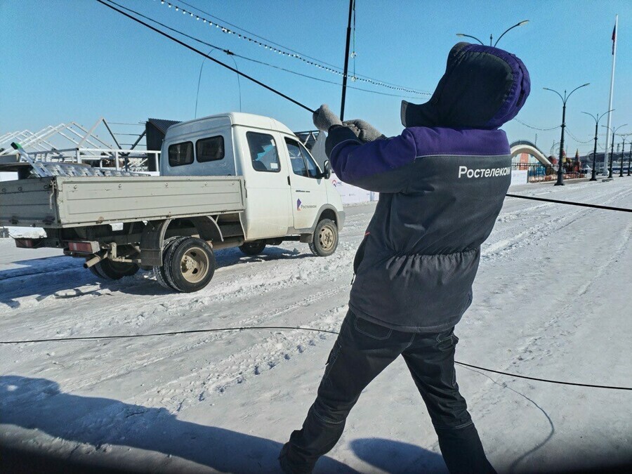 Вышли на лед Ростелеком подключил к интернету спортплощадку на границе с Китаем