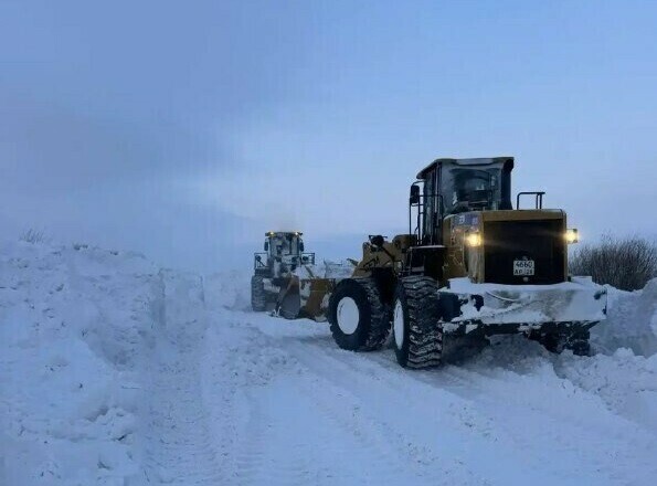 В Амурской области открыли проезд на участках трасс закрытых изза циклона