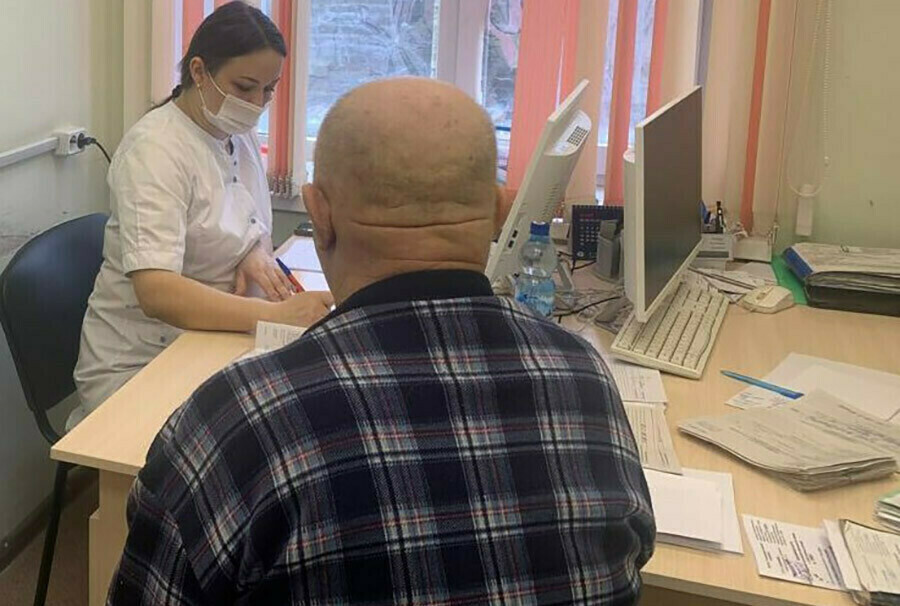 Часто болеющим россиянам оформят больничный лишь на 5 дней нововведения 