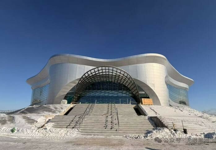 Изза морозов приостановлена главная стройка между Благовещенском и Хэйхэ фото