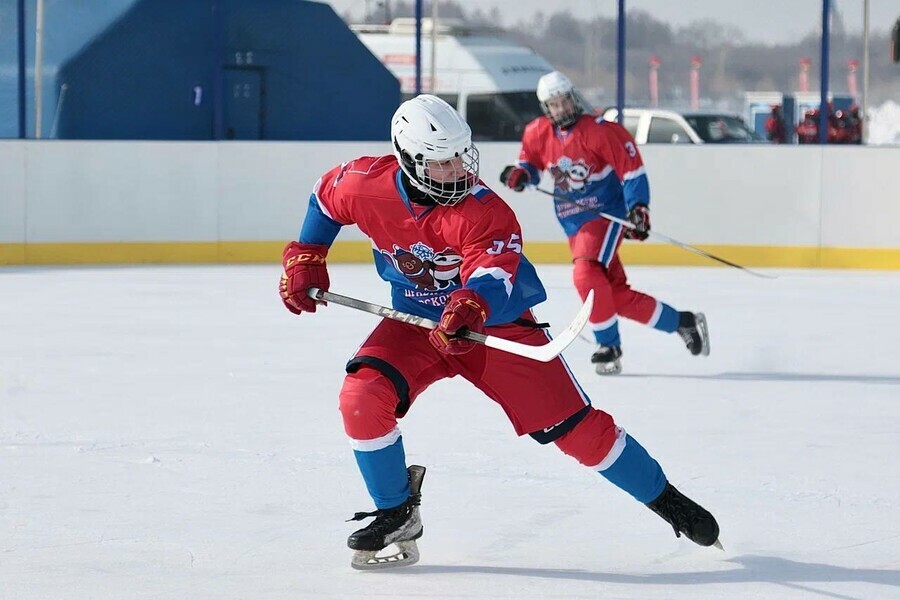 Российские хоккеисты победили в матчах на международном ЗимФестАмуре с необычным счетом