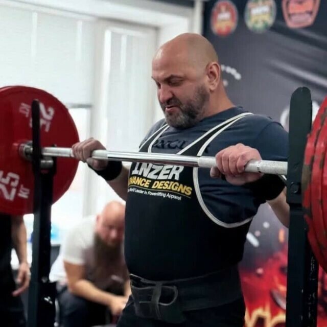 Я как в кино засовывал свои внутренности назад в Амурской области тяжело ранили известного фитнестренера