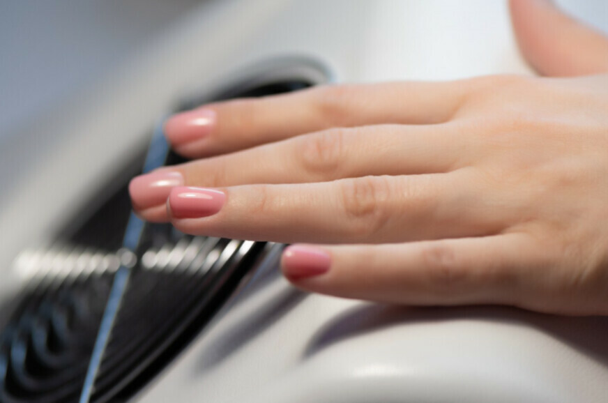 Может ли лазерная эпиляция и LED лампы для маникюра вызвать развитие рака ответили благовещенские врачи