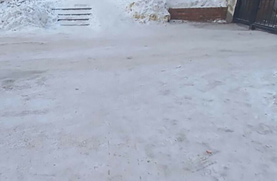 Поскользнулась  упала  сама виновата завершено расследование тяжелого несчастного случая с работником ООО в Приамурье