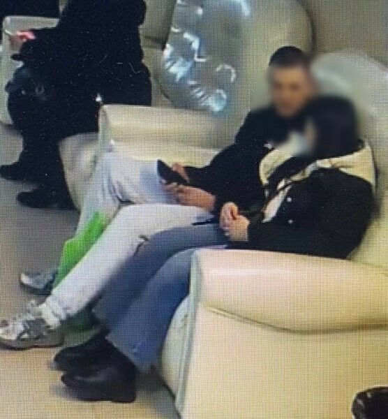 В благовещенском кинотеатре обокрали беременную девушку