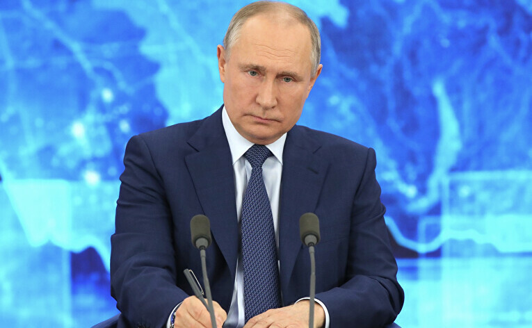 Владимир Путин поручил разобраться с зарплатами Разрыв бывает очень внушительным аккуратненько скажем