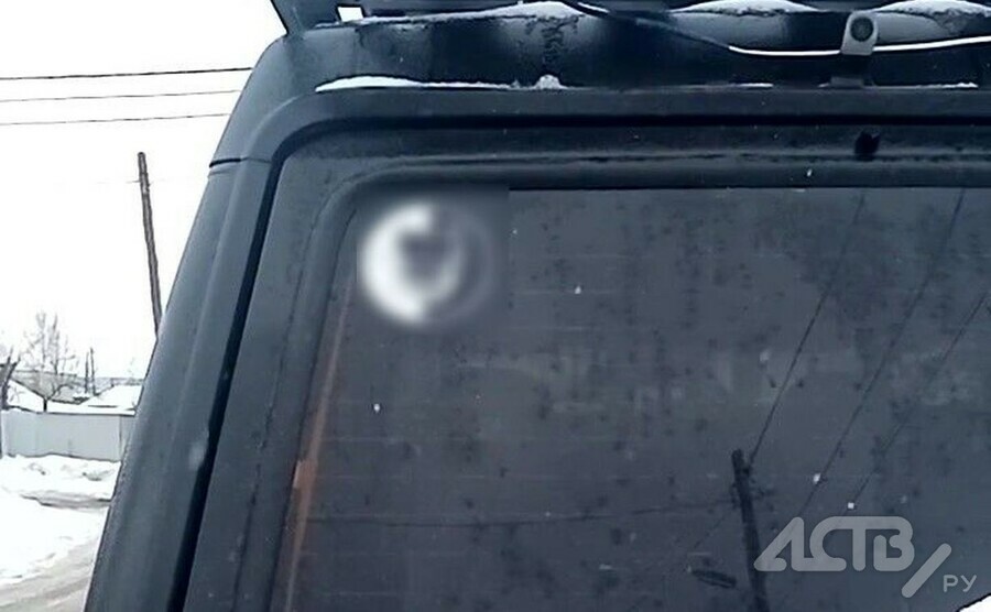 Дальневосточница попала в отдел по борьбе с экстремизмом изза наклейки на автомобиле