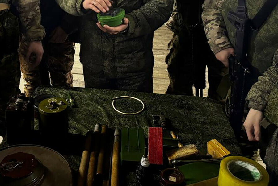 Фломастеры и Помадки  о самодельных взрывных устройствах рассказали бойцам на полигоне в Приамурье