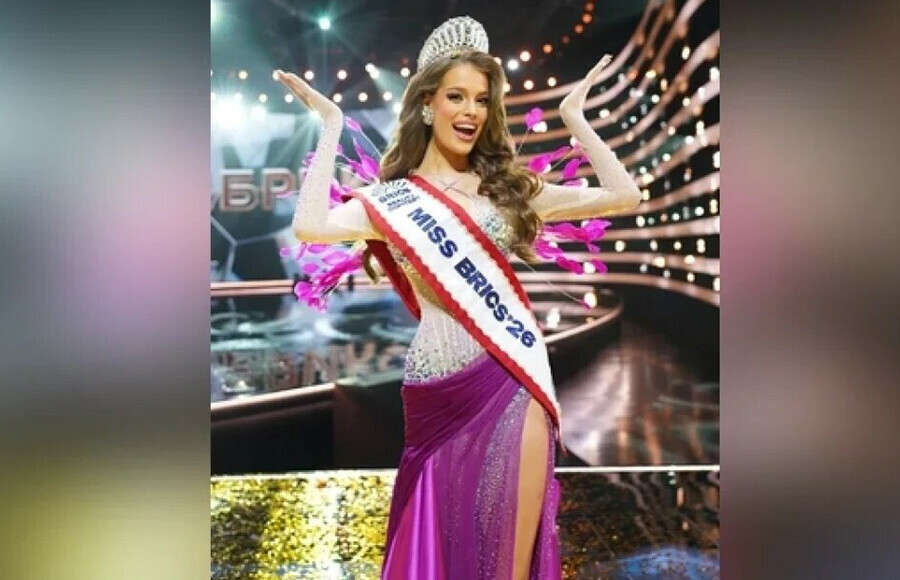 Студентка из России победила в первом конкурсе красоты БРИКС фото