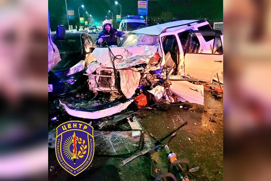 Пошел на обгон назван виновник спровоцировавший массовое ДТП на путепроводе в Белогорске