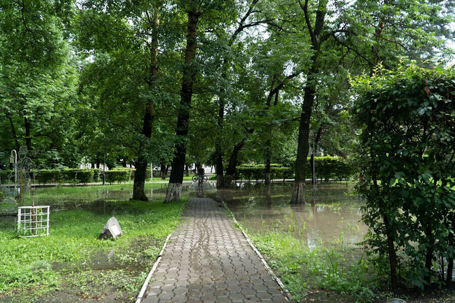 В центре Благовещенска хотят благоустроить очередной сквер Горожан просят поделиться идеями