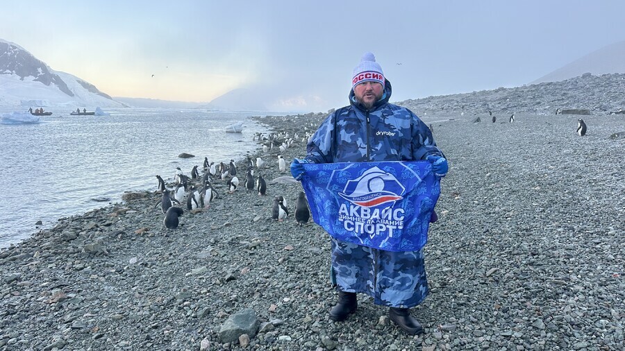 Уже через 150 метров руки замерзли амурчанин Александр Брылин преодолел ледяной километр в Антарктиде