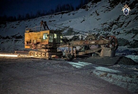 Следователи возбудили дело по факту гибели рабочего щебеночного завода в Амурской области