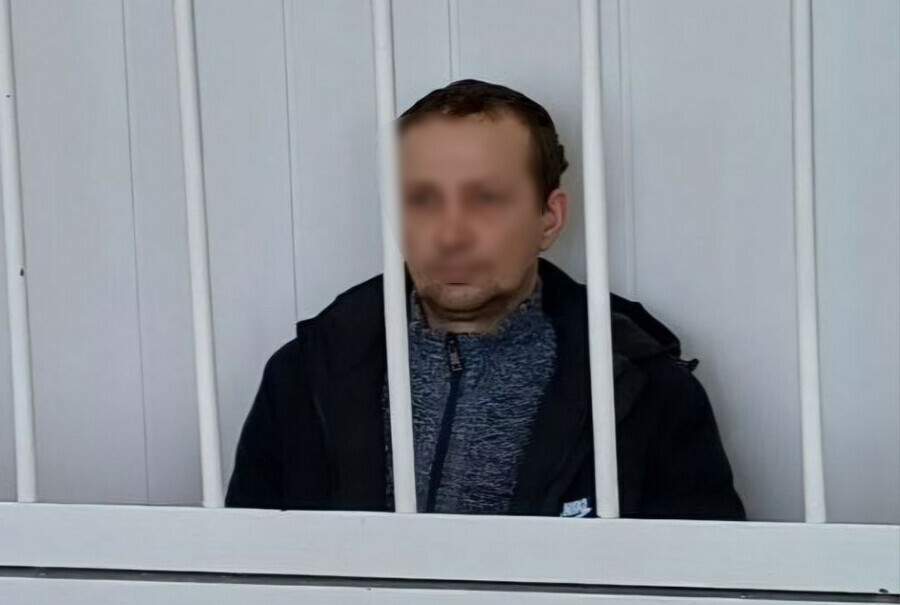 Амурчанин промахнулся женщинаполицейский получила ЧМТ с сотрясением мозга