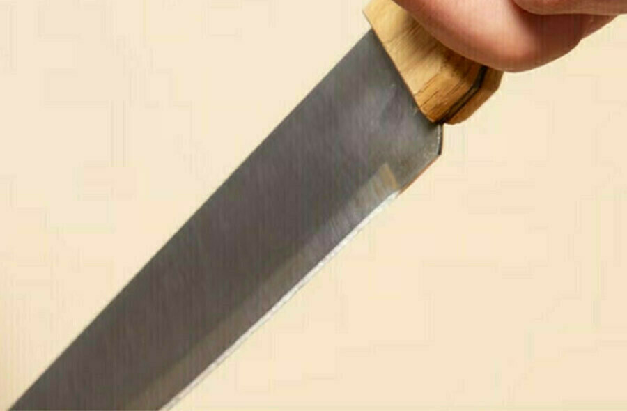 В Шимановске мужчина попросил соседку позвать мужа и был убит 