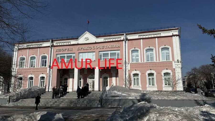 На ремонт фасада и смену цвета здания ЗАГС в Благовещенске готовы потратить 6 миллионов