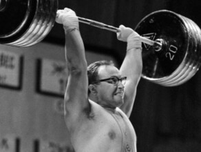Умер олимпийский чемпион по тяжелой атлетике легендарный спортсмен Юрий Власов