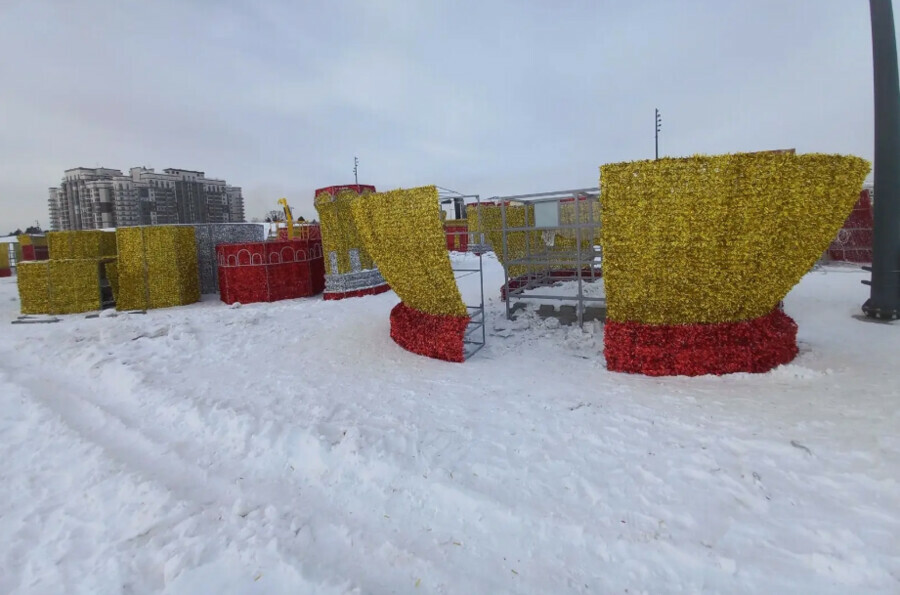 В Благовещенске разбирают Кремль фото