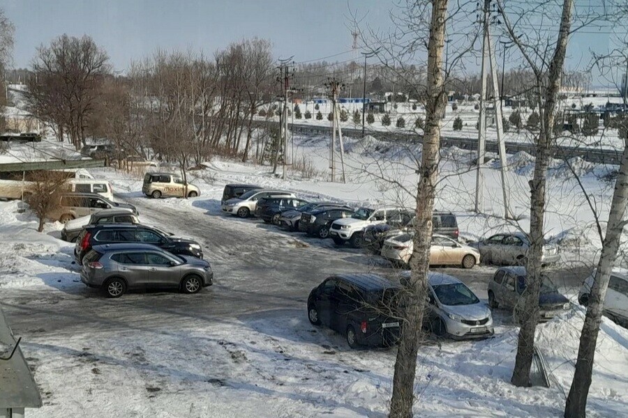 Скоро наверное по морде дадут местные жители просят помочь в проблеме возникшей напротив строящегося аэропорта Благовещенска  фото