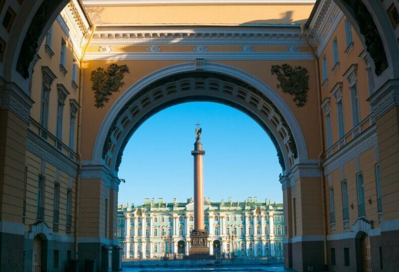 Москва потеряла лидерство в рейтинге городов для карьерного переезда