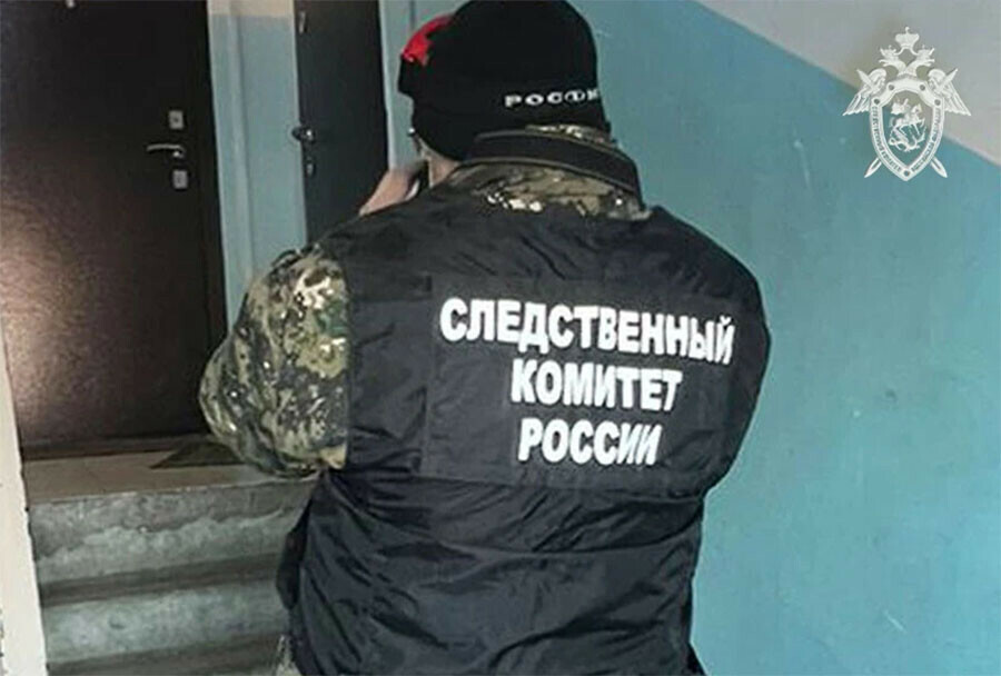 В Райчихинске пьяный мужчина применил насилие к сотрудницам ОПДН