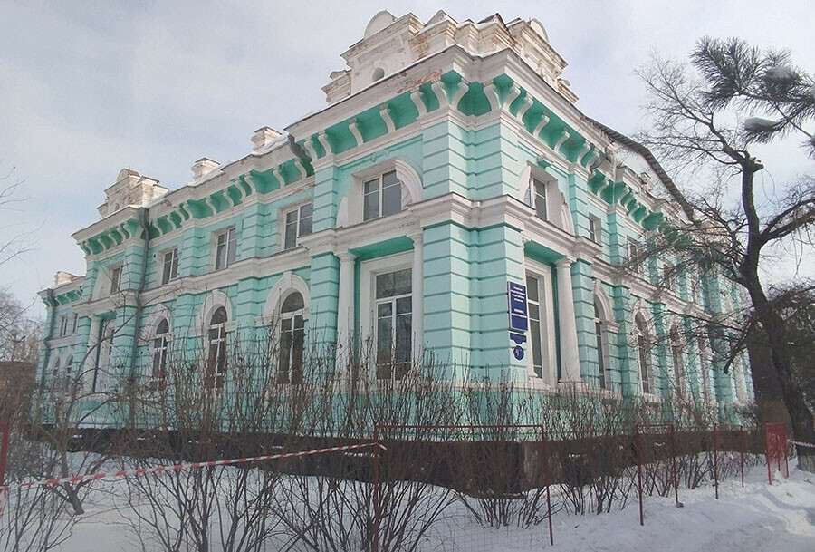 В Благовещенске началась реставрация старинного здания пострадавшего в пожаре фото