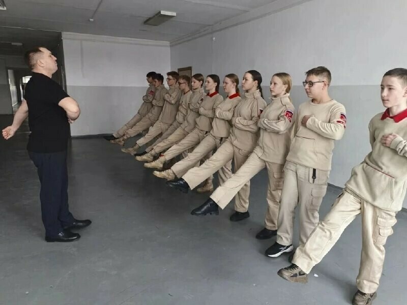 В Белогорске юнармейцы начали готовиться к Параду Победы