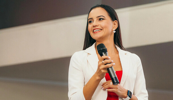 Если я смогла вылезти оттуда то и другие смогут эксамурчанка Ксения Гурулева рассказала о переезде в Сочи путешествиях и жизни