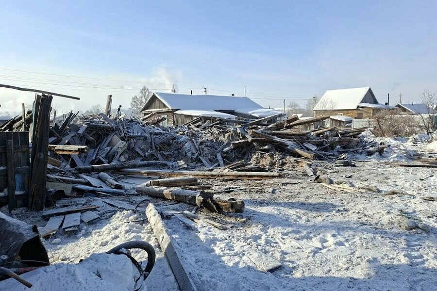 Амурчане с пятью детьми оставшиеся без жилья изза пожара выразили благодарность фото видео 