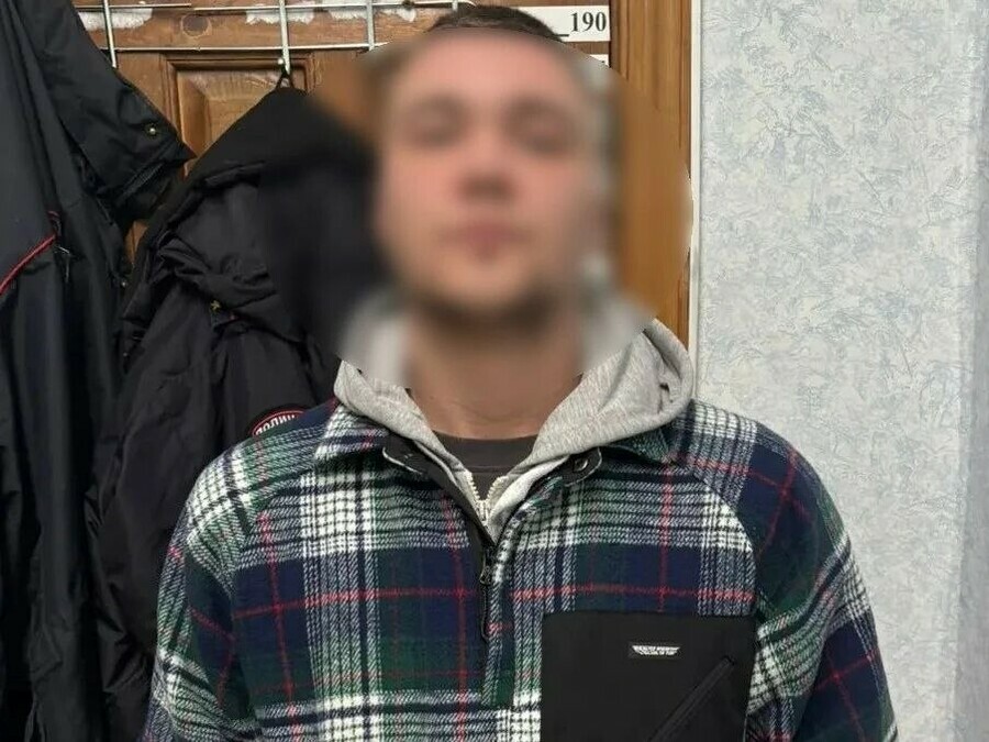 Найден хулиган устроивший погром ночью на площади Благовещенска