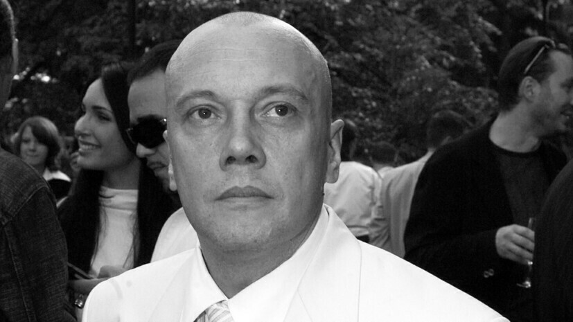 Умер звезда Маскишоу Владимир Комаров