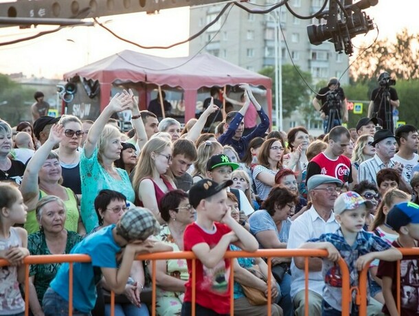 Впервые за много лет на Дне города в Благовещенске выступит настоящая звезда Кто это 