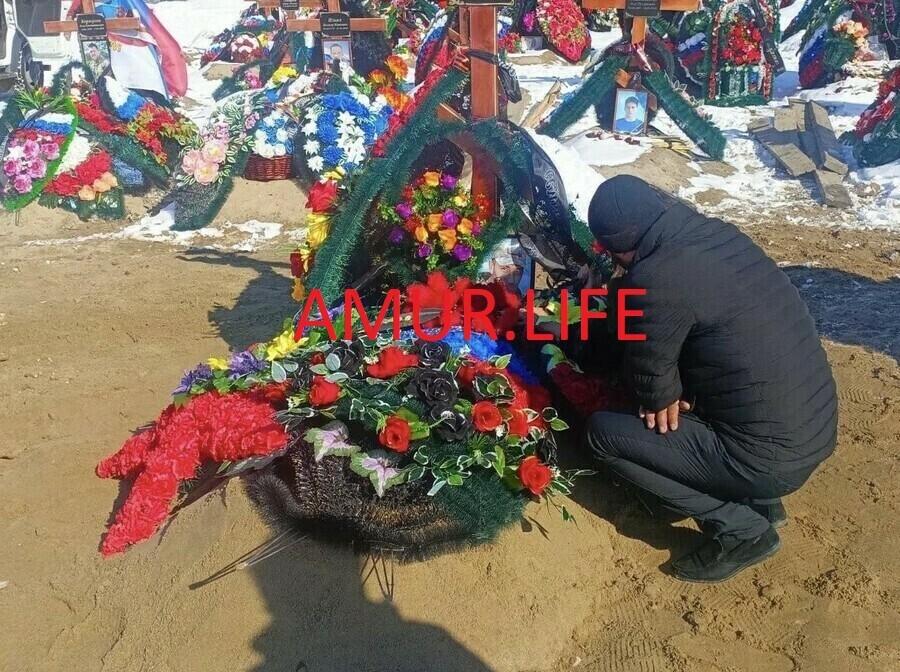 Жена даже не приехала на похороны мужа погибшего на СВО семья из Благовещенска считает что столкнулась с чёрной вдовой