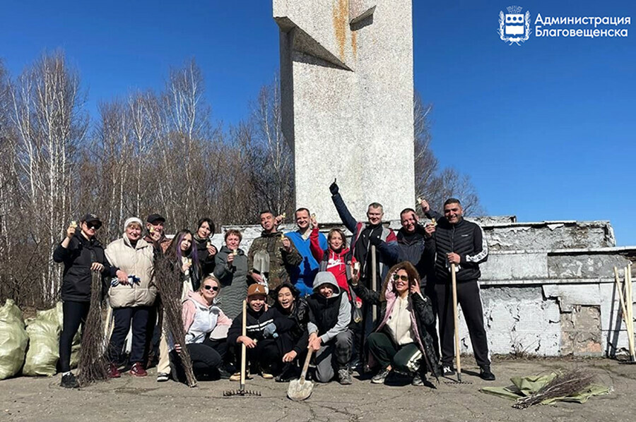 Город берегу благовещенцев зовут наводить порядок на улицах