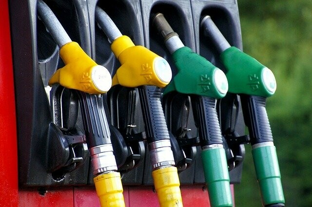 В январе в Амурской области зафиксировали рост цен на бензин Сравнение средних цен на топливо в крупных городах Приамурья