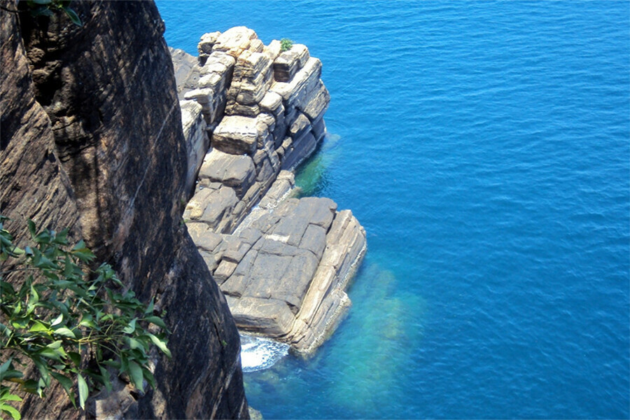 Россияне могут паковать чемоданы для 6месячного отдыха на ШриЛанке