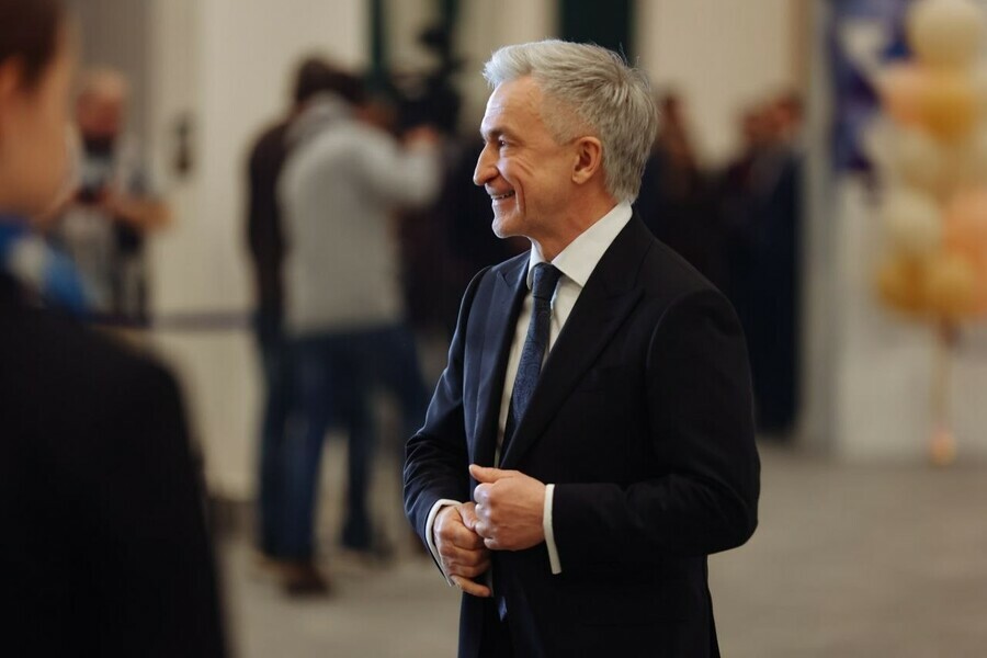 Зампред амурского правительства Павел Матюхин Семь лет назад новый аэропорт Благовещенска казался фантастикой