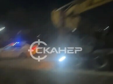 Грузовик снес теплотрассу в Чигирях видео 
