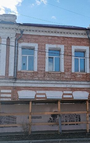 В Благовещенске начались работы по спасению исторического здания