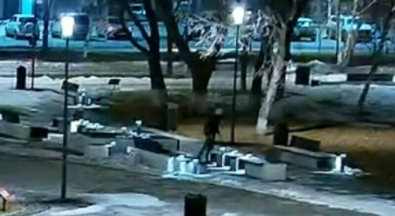 Власти озвучили сумму ущерба который нанес Трибуне Холл пьяный благовещенец 