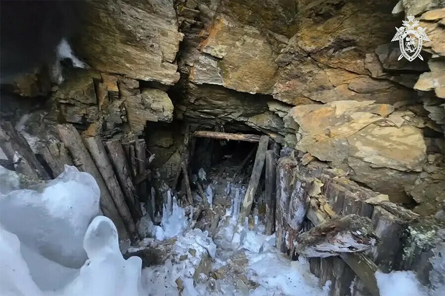 По факту гибели мужчин в заброшенной штольне в Амурской области началась проверка
