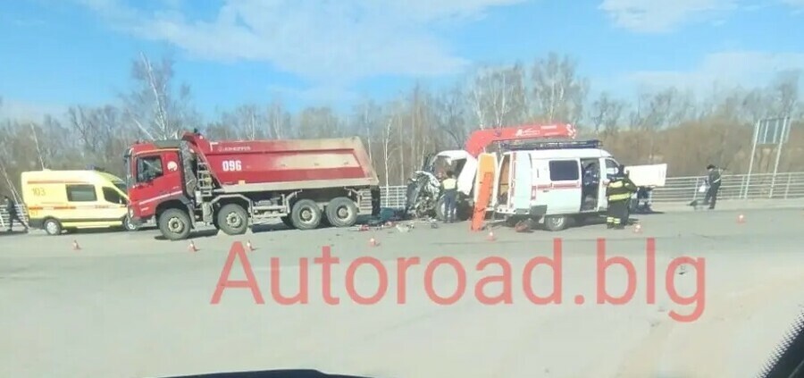 Соцсети сообщают о жестком смертельном ДТП в Благовещенске видео