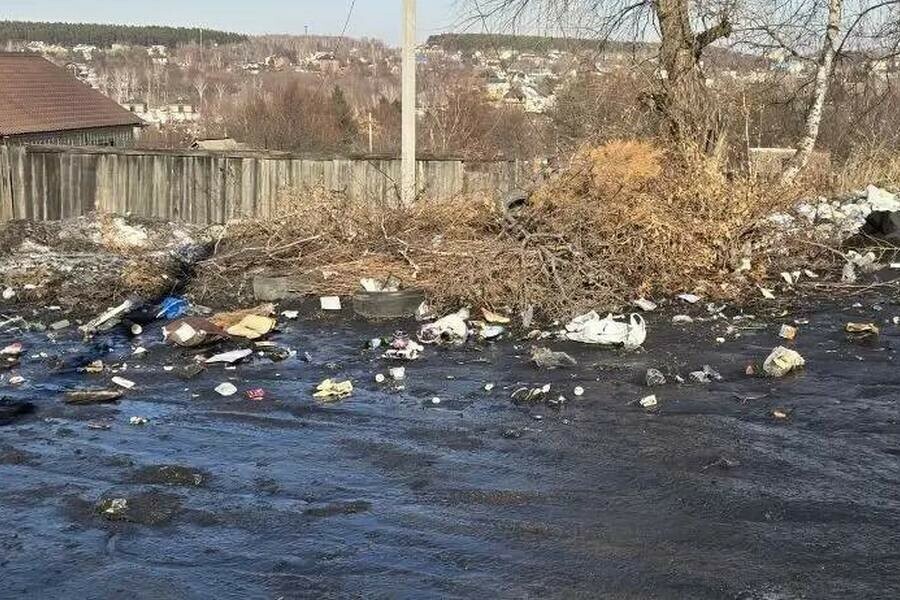 Ужаснулся от увиденного в одном из районов Благовещенска совсем не весенняя картина фото видео