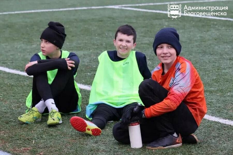 Футбольный старт в Благовещенске определились первые лидеры Кожаного мяча