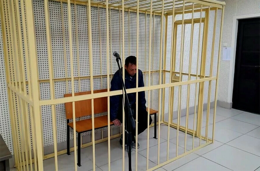 Был пьян и без прав в Приамурье арестован водитель жертвой которого стала одна 15летняя девочка вторая в тяжелом состоянии